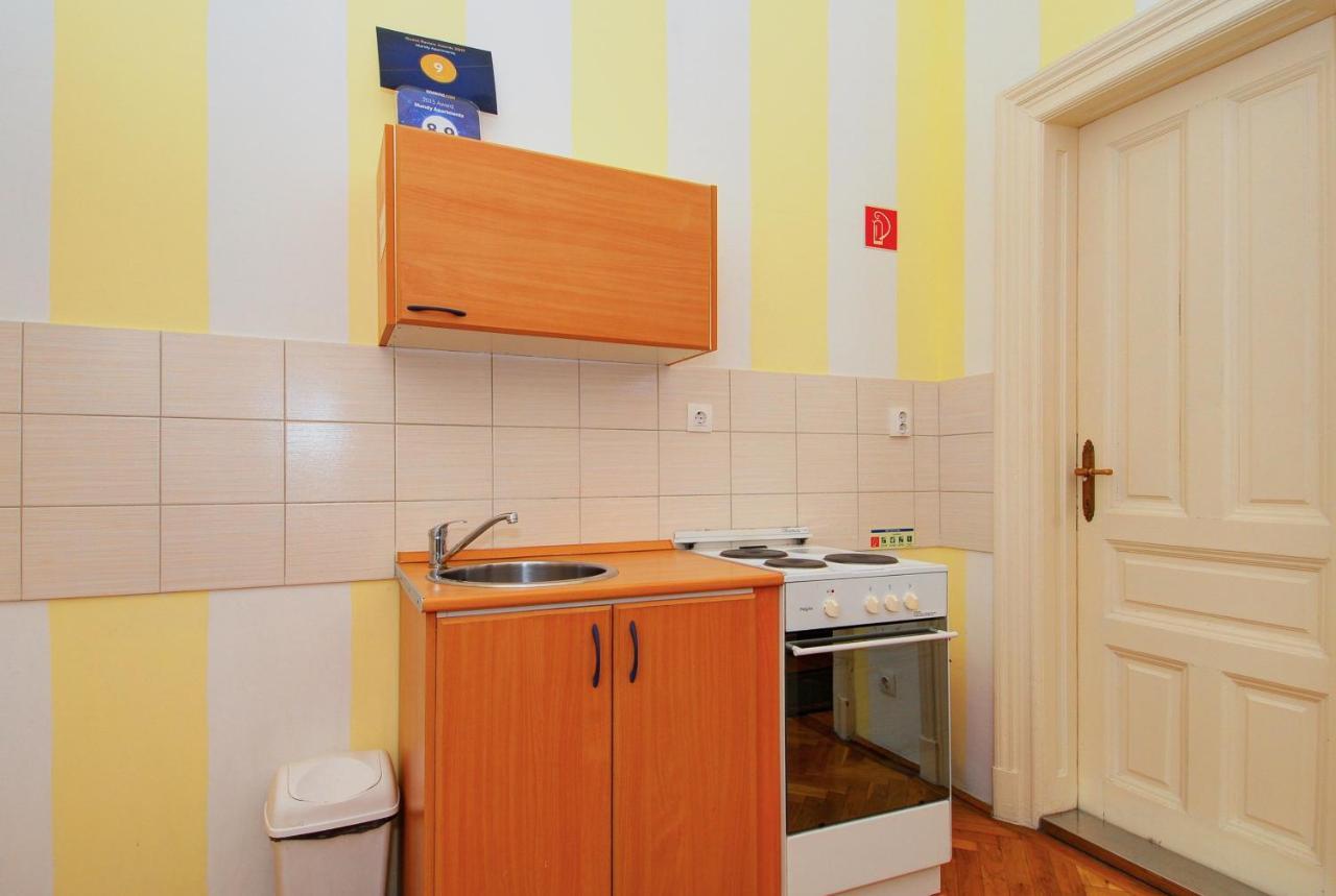 Mandy Apartments بودابست المظهر الخارجي الصورة